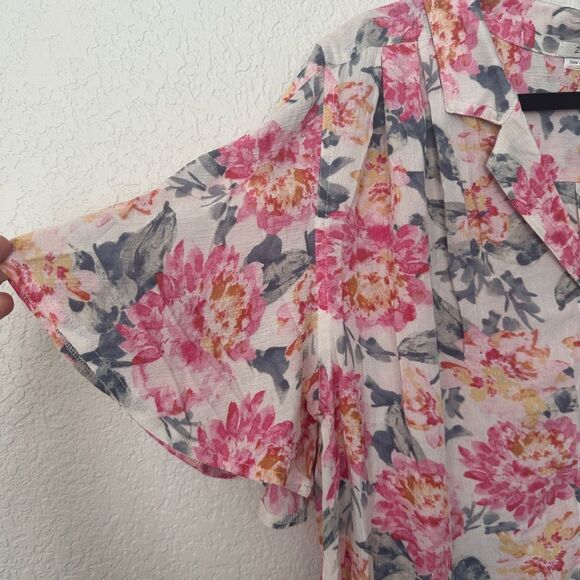 Z Supply Pink and Gray Floral Button-Down Shirt Blouse Size Small - Picture 4 of 7